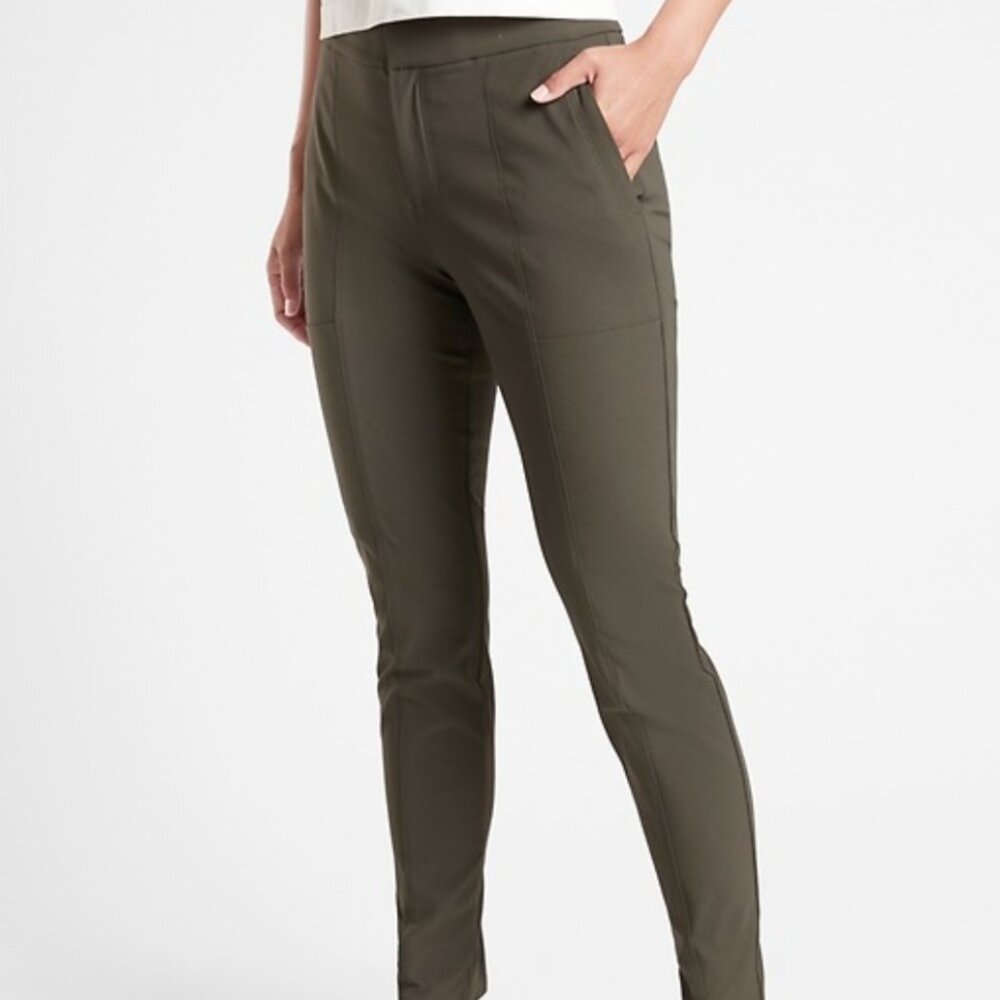 Athleta Wander Stash Skinny Pants, Size 8